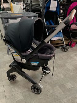 Evenflo Shyft dual ride stroller car seat combo  FEB 2030
