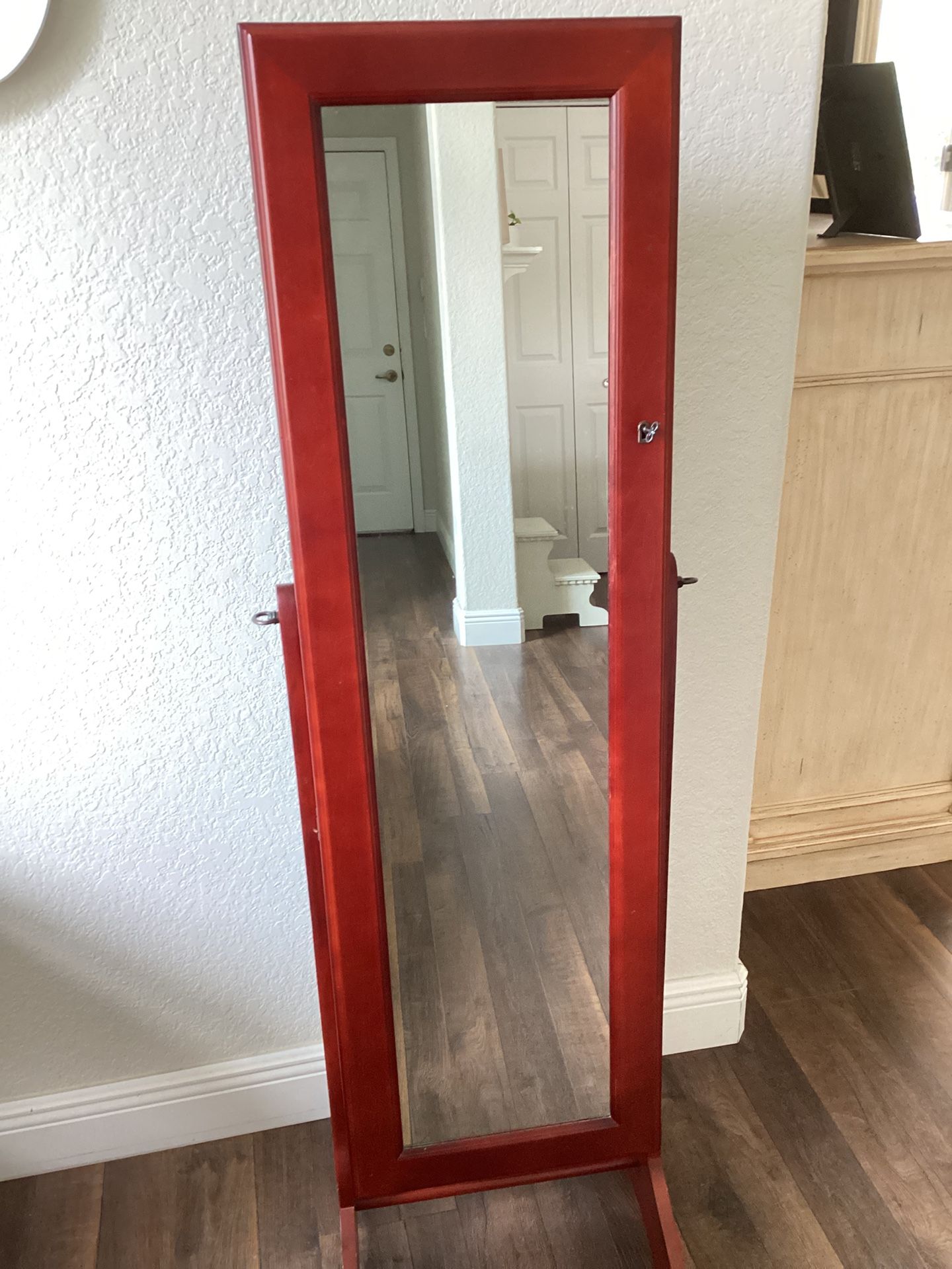 Jewelry Armoire/mirror