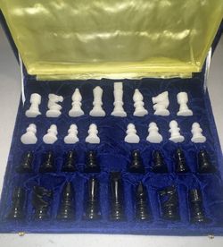 King Size 3" Marble Chess Pieces With Blue Velvet Box Handmade Chess Lovers