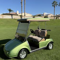 Club Car Golf Cart with High-Speed Motor (21 mph)
