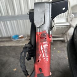 Impact Wrenches 