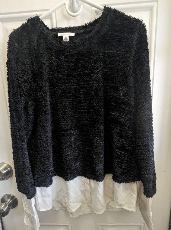 Womens Cute Very Fuzzy Shirt By Calvin Klein Size Large Or 12-14. 97% Polyester, 3% Spandex. Made Look Like A Double Layer, But Light Weight.