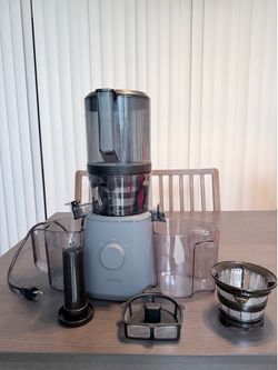 Nama J2 Cold Press Juicer