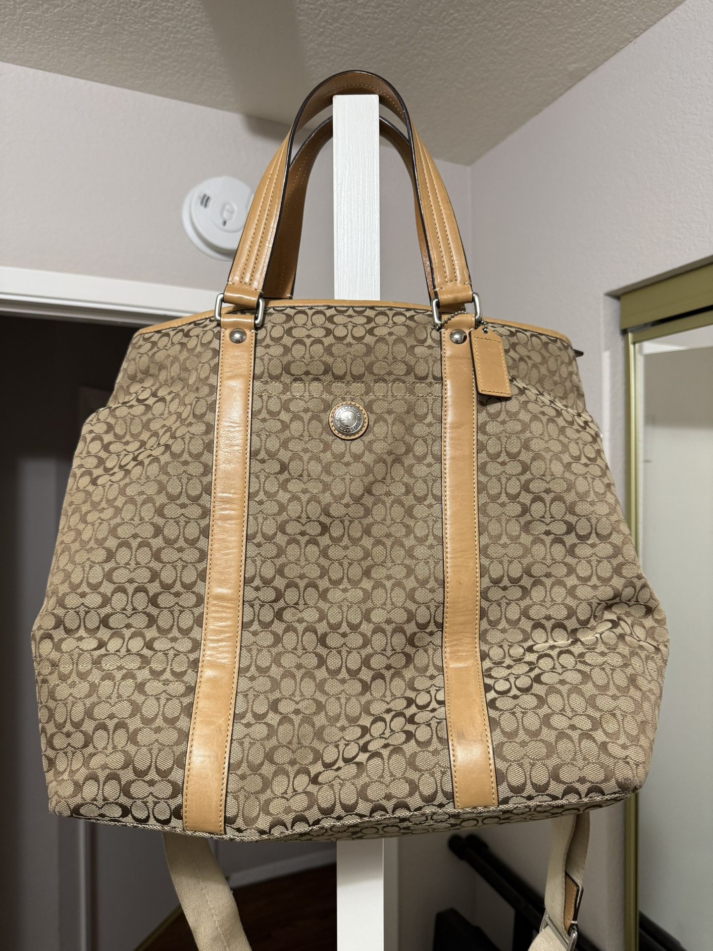 Coach Tote/travel W Straps