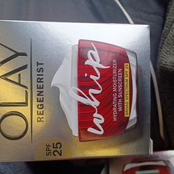 Olay Regenerist Whip SPF 25 hydrating moisturizer #skincare #sunscreen

Brand New