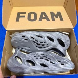 Foam Runners 
