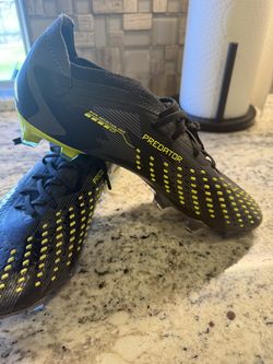 Adidas Predator Accuracy cleats
