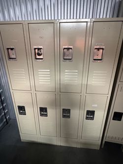 2 double-tier metal lockers
