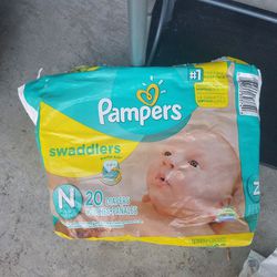 Newborn pampers swaddlers