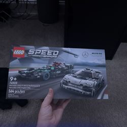 Speed Champions 2 Cars Lego Set