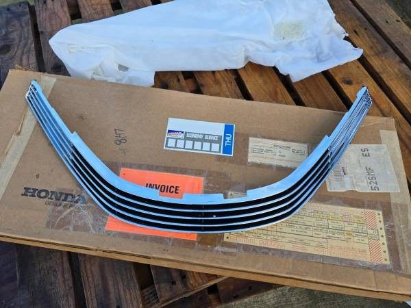 1991-94 Honda Gold Wing Grill Trim