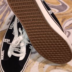 UNISEX VANS MENS OR WOMEN'S 