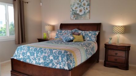 Brand New!!! Never Used!!!  Perfect Condition!!! Solid Wood, Queen Size, Louis Philippe Design Sleigh Bed!!! Must See To Appreciate!!!