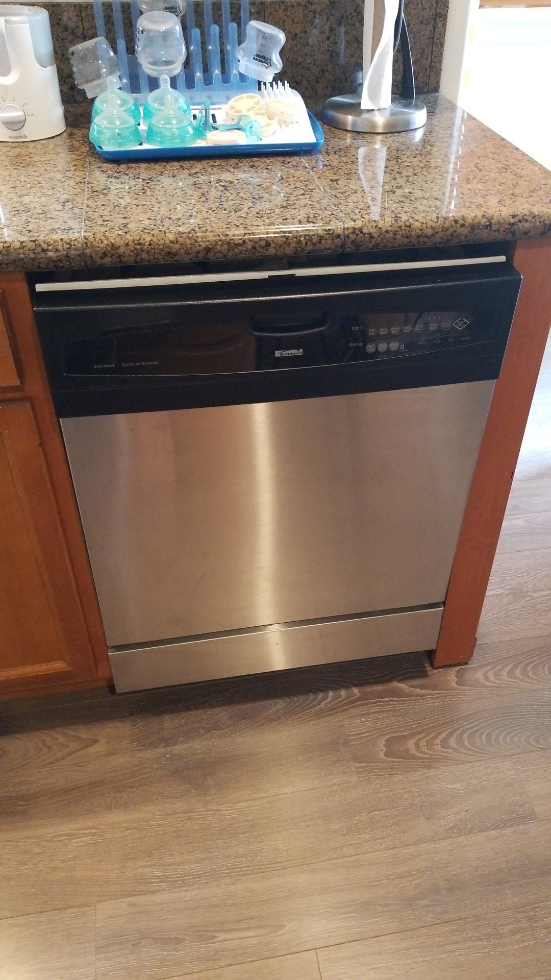 Kenmore Ultra Wash DishwasherModel 665.1359K600 for Sale in Lake