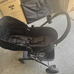 Pivot/Evenflo Infant Stroller