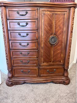 Michael Amini Aico gentleman’s chest and tv stand