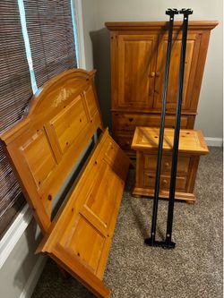 Broyhill Fontana Queen Bed, Nightstand, & Armoire