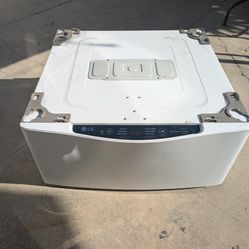 LG SideKick Pedestal Washer 1.0 Cu Ft