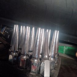 Chrome Spike Lug Nuts