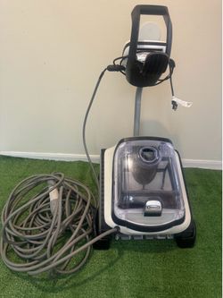 Jacuzzi JCRX robotic swimming pool robot cleaning slightly used