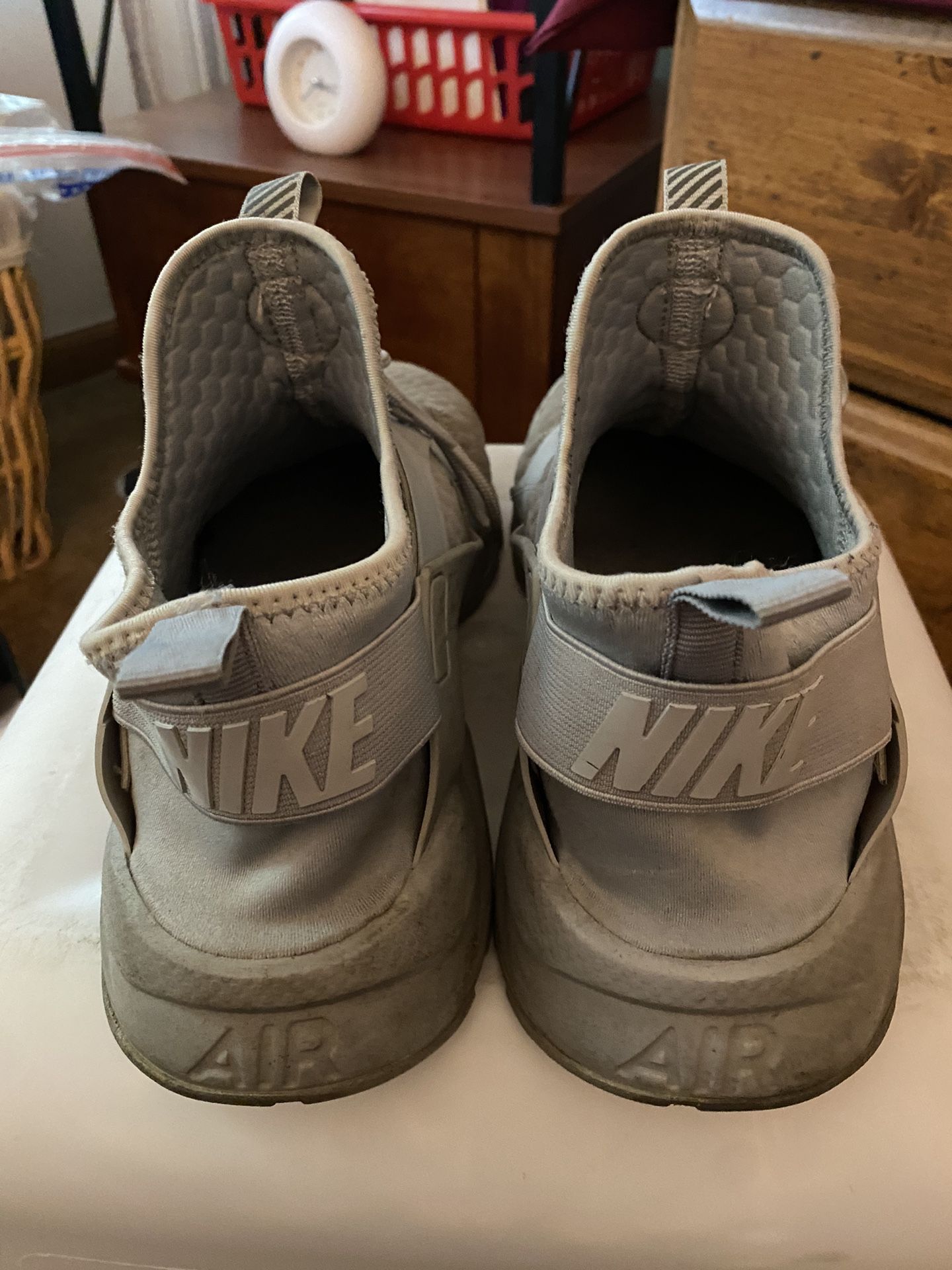 Nike Shoes Size 12 35$