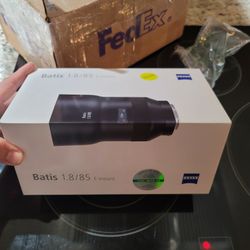 Zeiss Batis 85mm f/1.8 Lens for Sony E-Mount Cameras