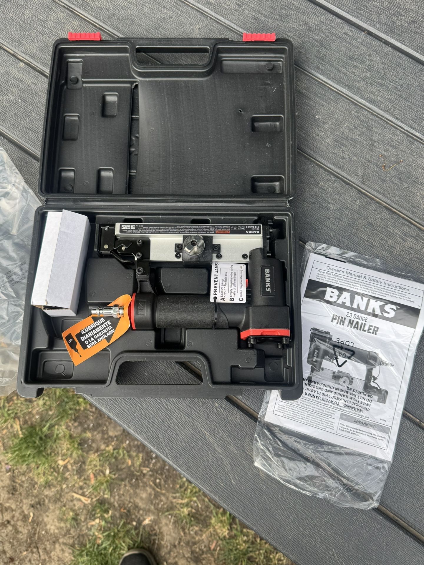 Banks 23 Gauge Air Pin Nailer