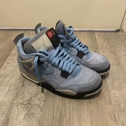 Jordan 4 University Blue Size 10