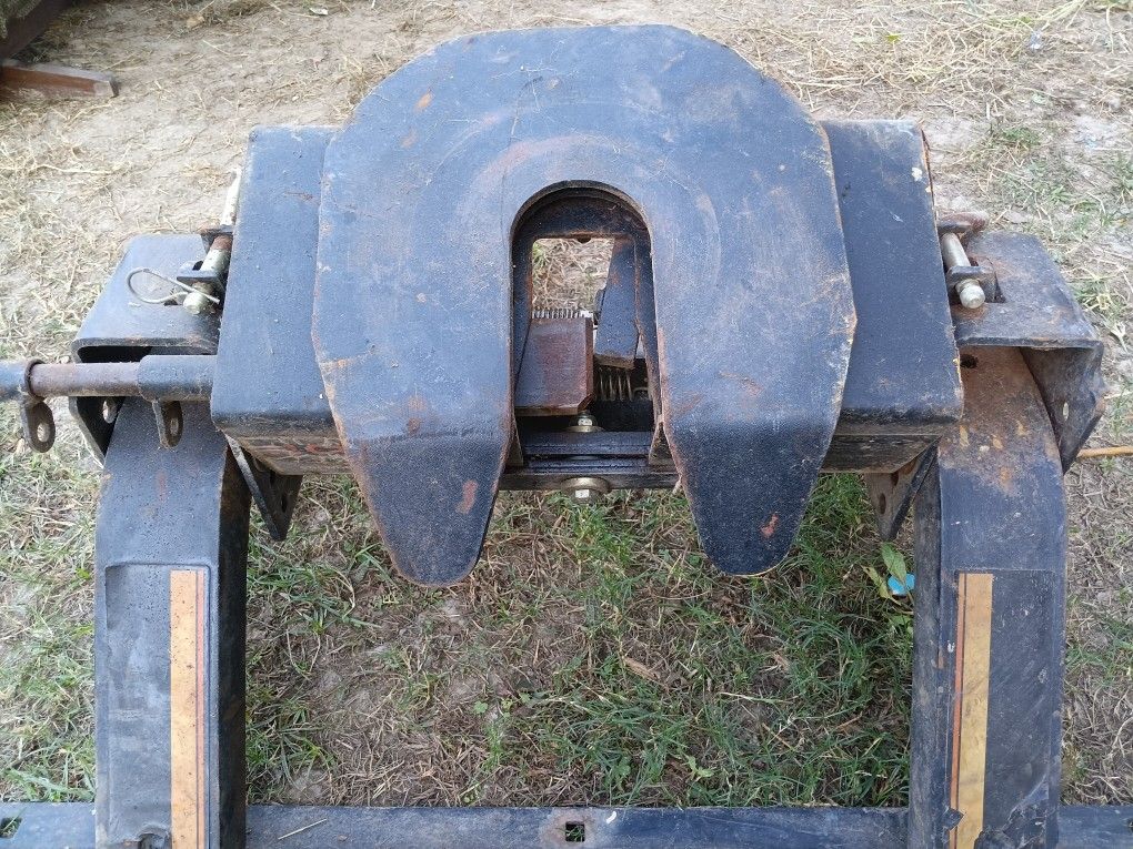 5th Wheel Hitch