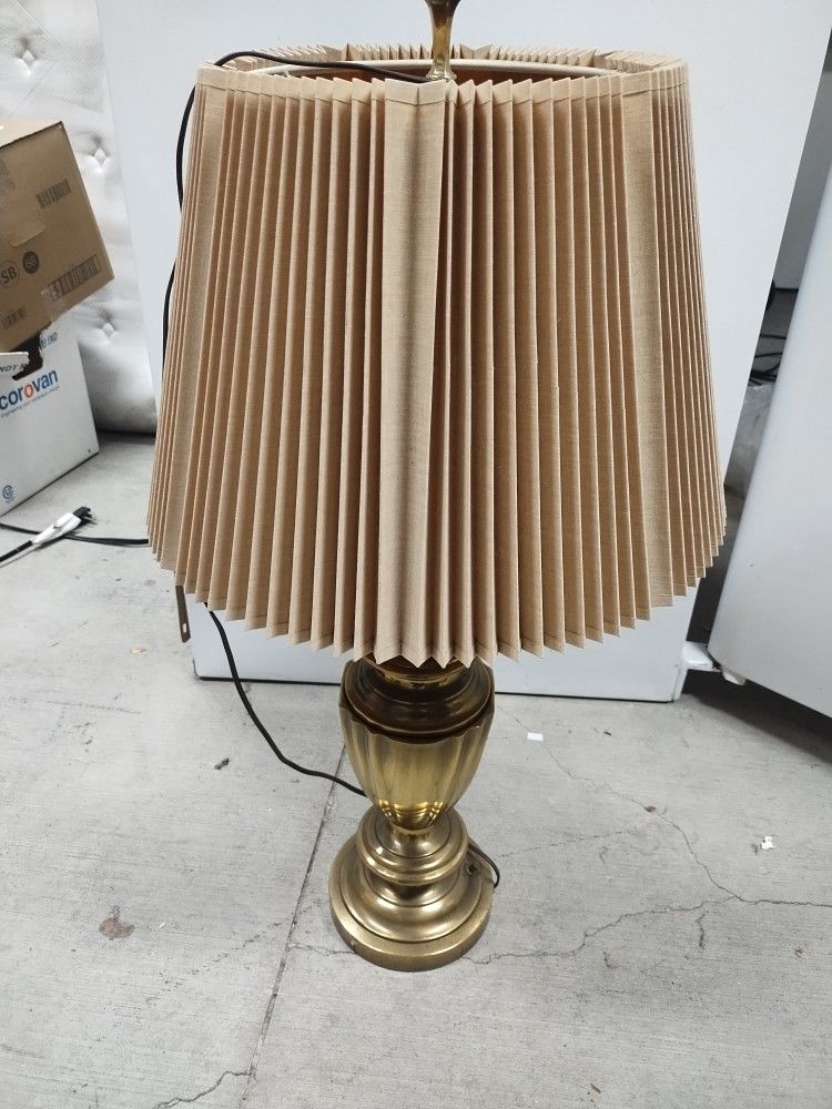 Authentic Brass lamp !