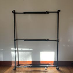 Free adjustable metal bed frame (Full - Queen - King)
