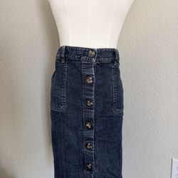 Ann Taylor navy denim midi skirt with button front and pockets. Size: 6