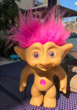Vintage "8 Pink Hair Troll Doll with Gemstone