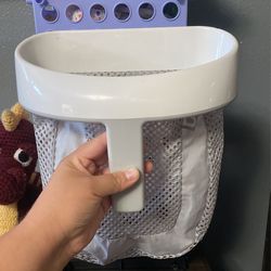 bath toy scooper