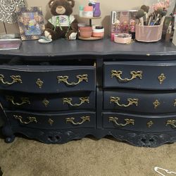Antique Furniture 