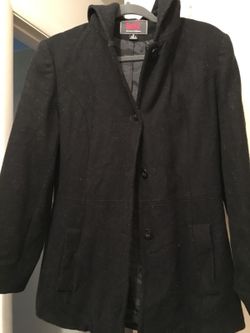 Juniors black Lei coat size small