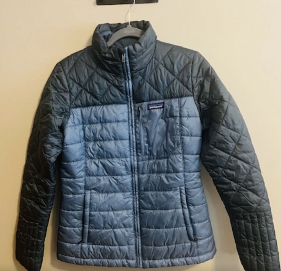 Patagonia Women Puffer Jacket