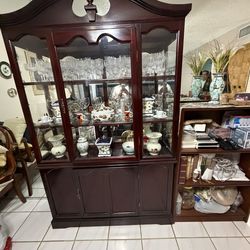 China Cabinet All Wood Lighted & Glass