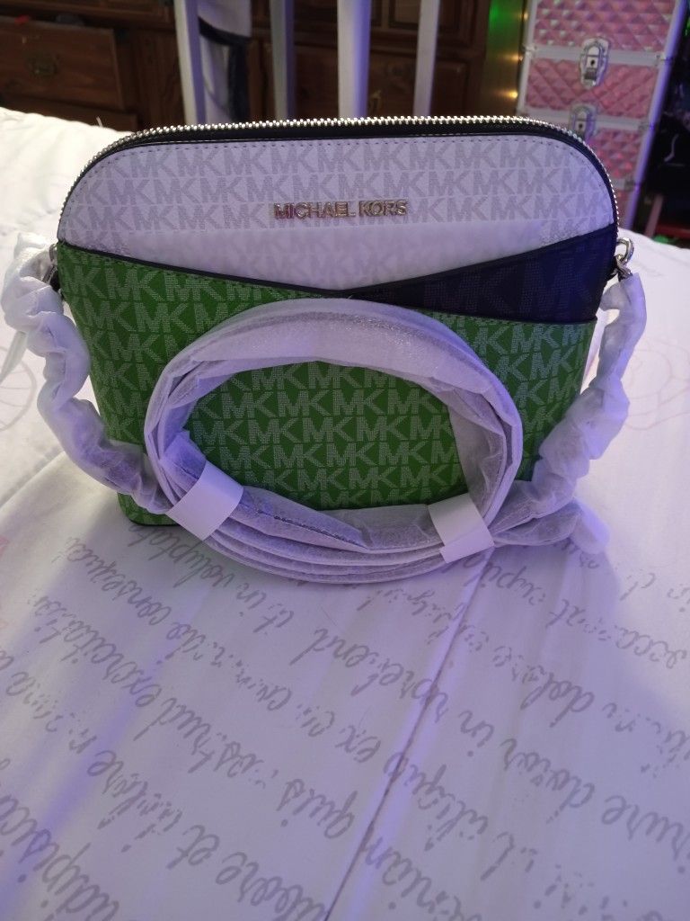 Brand New Michael Kors Purse