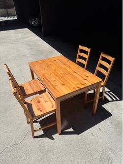Kitchen Table and Chairs