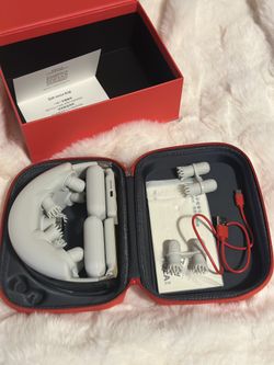 Cordless Neck Massager 