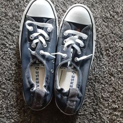 Converse Tennis Shoes
