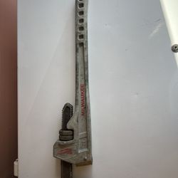 Milwaukee Pipe Wrench