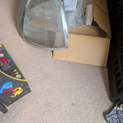 Brand New Assembled 36 Inch Fire Pit Spark Cover