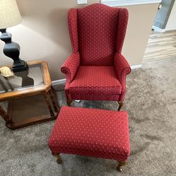Chair With Ottoman 