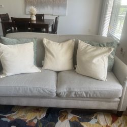 Small Couch  Need Gone !