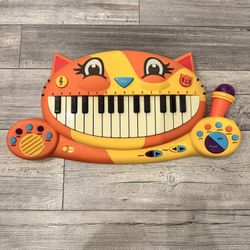 Cat Piano