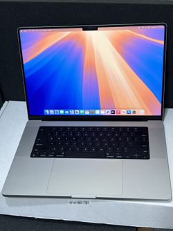 MacBook Pro 16 2021 M1 Pro  /16gb /512 gb  space 
