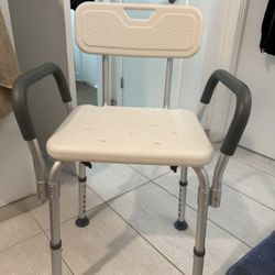 Adjustable Shower Chair with Back & Arm Support – Like New!