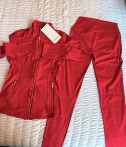Lululemon red Jacket and pants Set size 2/4/6/8